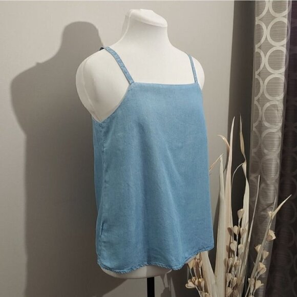 NWT MANGO Chambray square neckline back keyhole camisole - Picture 4 of 8